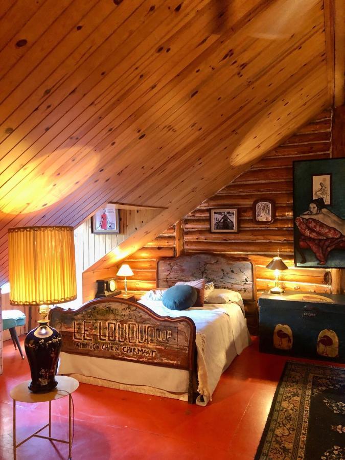 Chalet En Bois Rond Mauricie Saint-Alexis-des-Monts Exterior foto